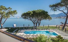 Hotel La Roya